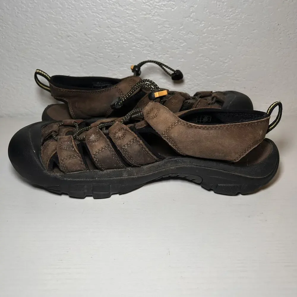KEEN Newport Sandals Leather Waterproof Mens Size 10.5 44 Sport Shoes Closed Toe
